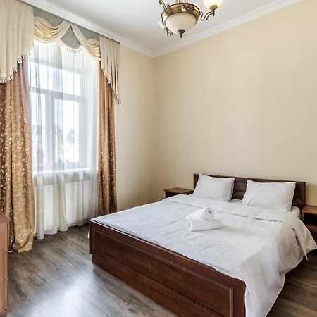 Fedorova Apartment リヴィウ エクステリア 写真