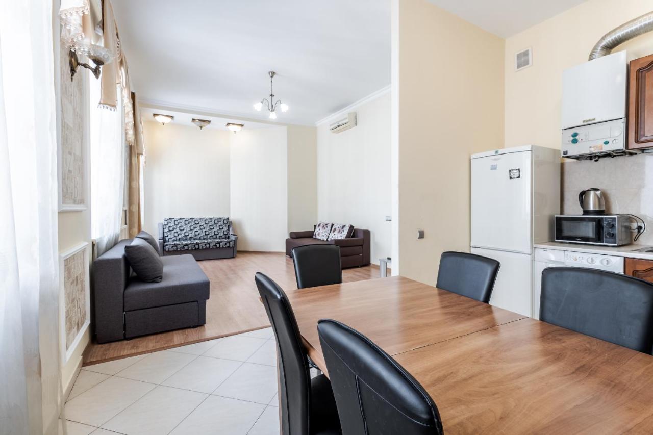 Fedorova Apartment リヴィウ エクステリア 写真